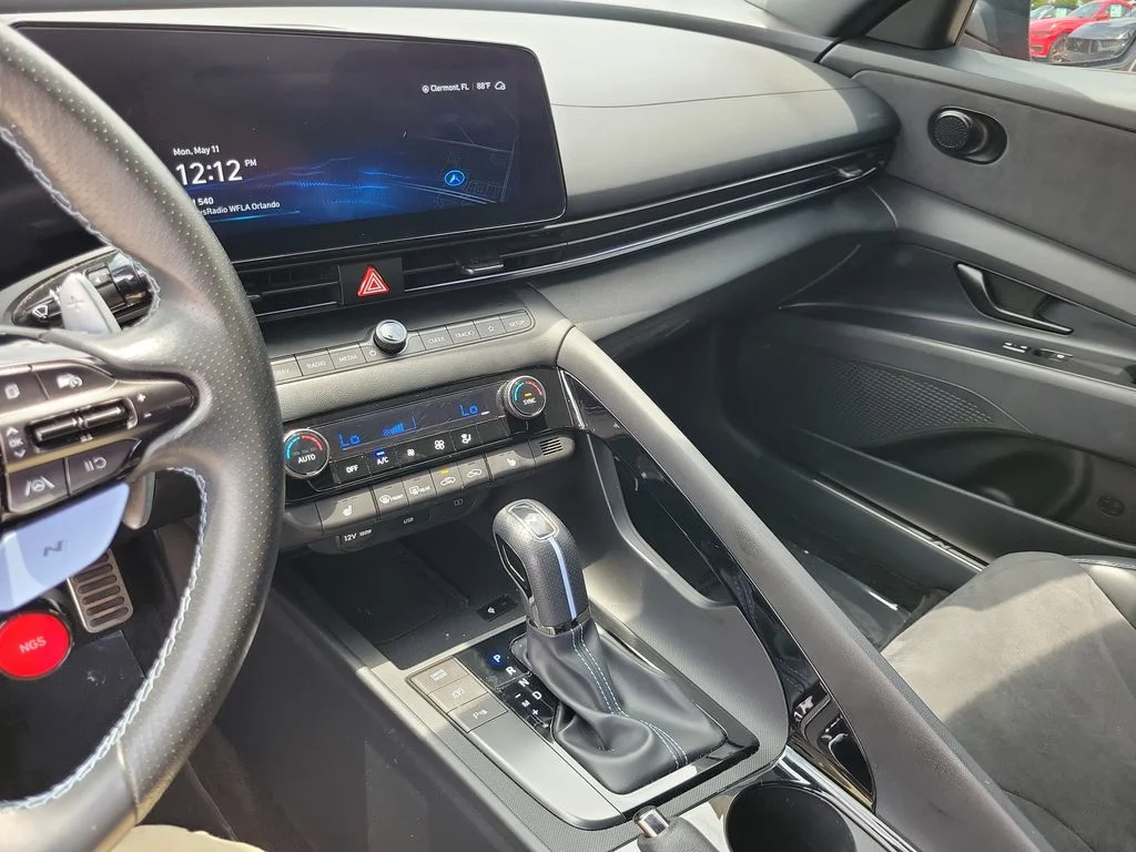Used 2025 Red Hyundai Base image 23