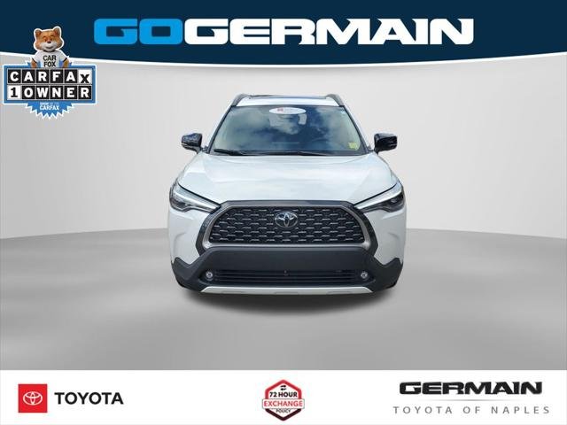 Certified Used 2025 WIND CHILL PEARL Toyota  image 3