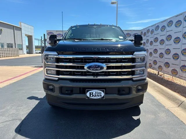 New 2026 Agate Black Metallic Ford King Ranch image 3