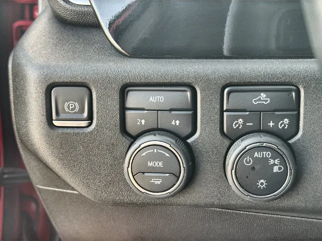 2023 Chevrolet Silverado 1500 LT - Photo 17