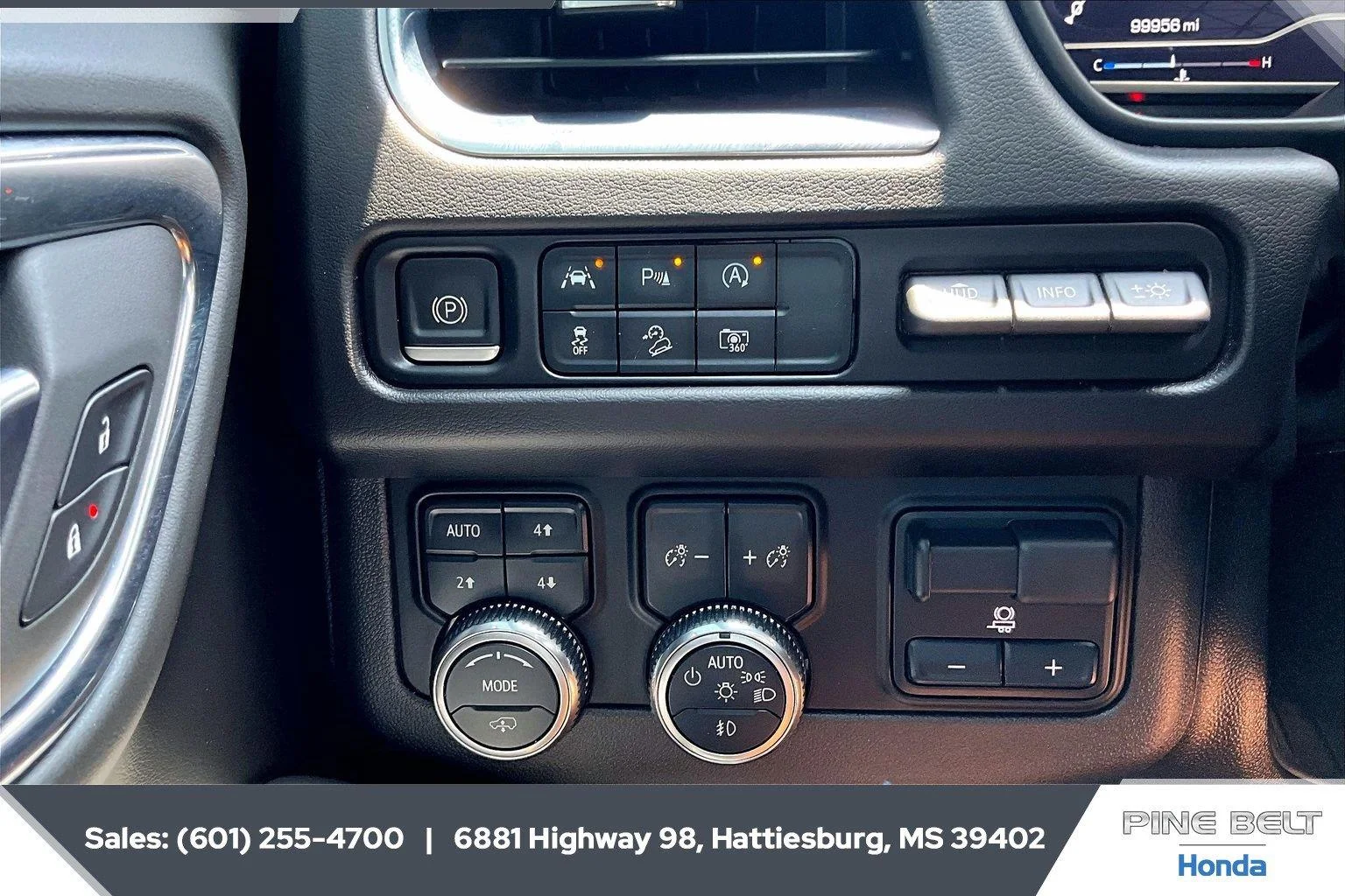Used 2023 Onyx Black GMC AT4 image 23