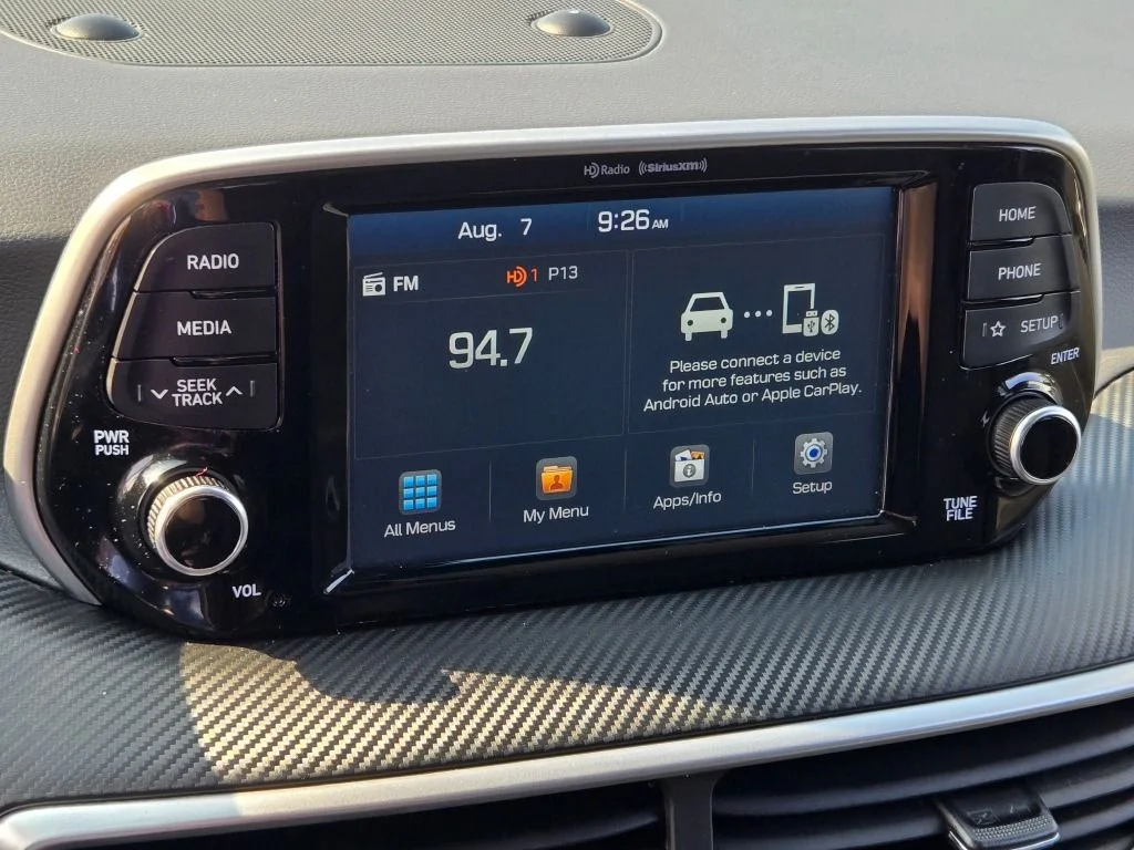 Used 2019 Red Hyundai Value image 22