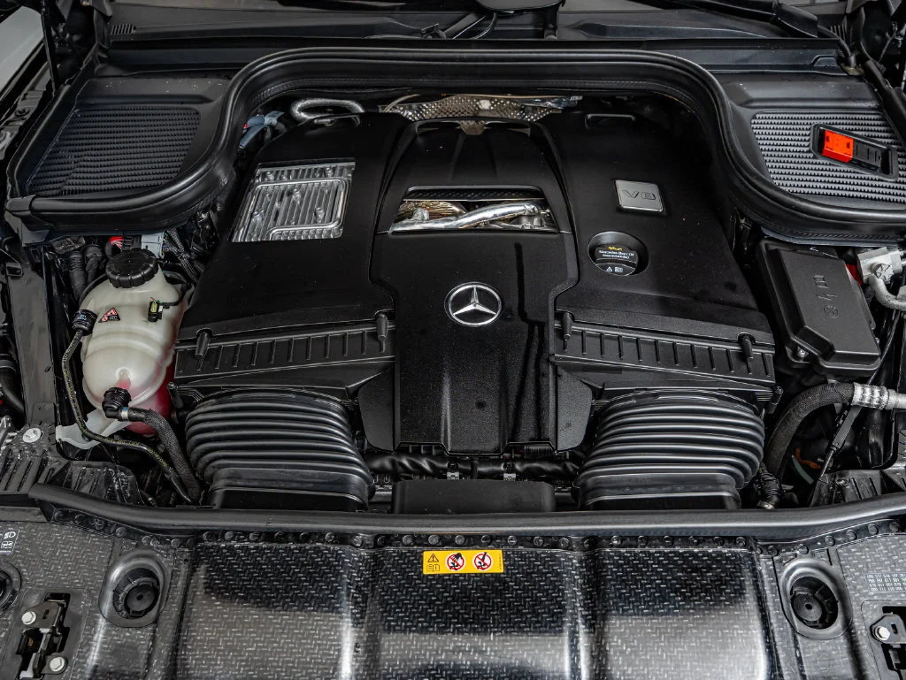 Used 2025 Obsidian Black Mercedes-Benz GLE 580 image 46