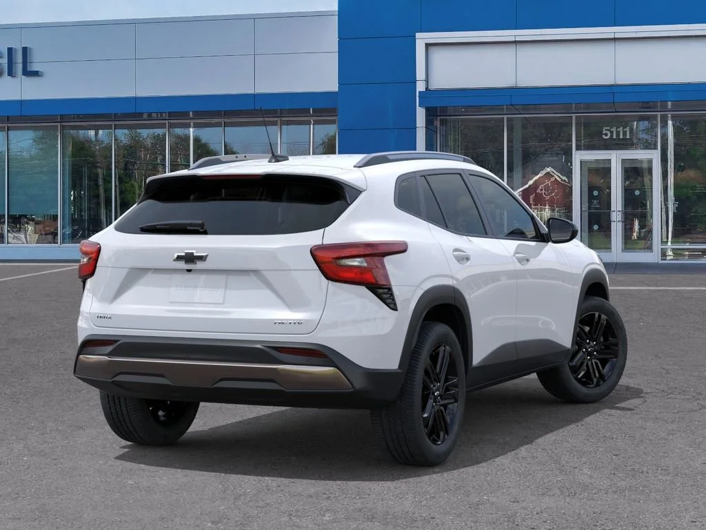2026 Chevrolet Trax Activ - Photo 4