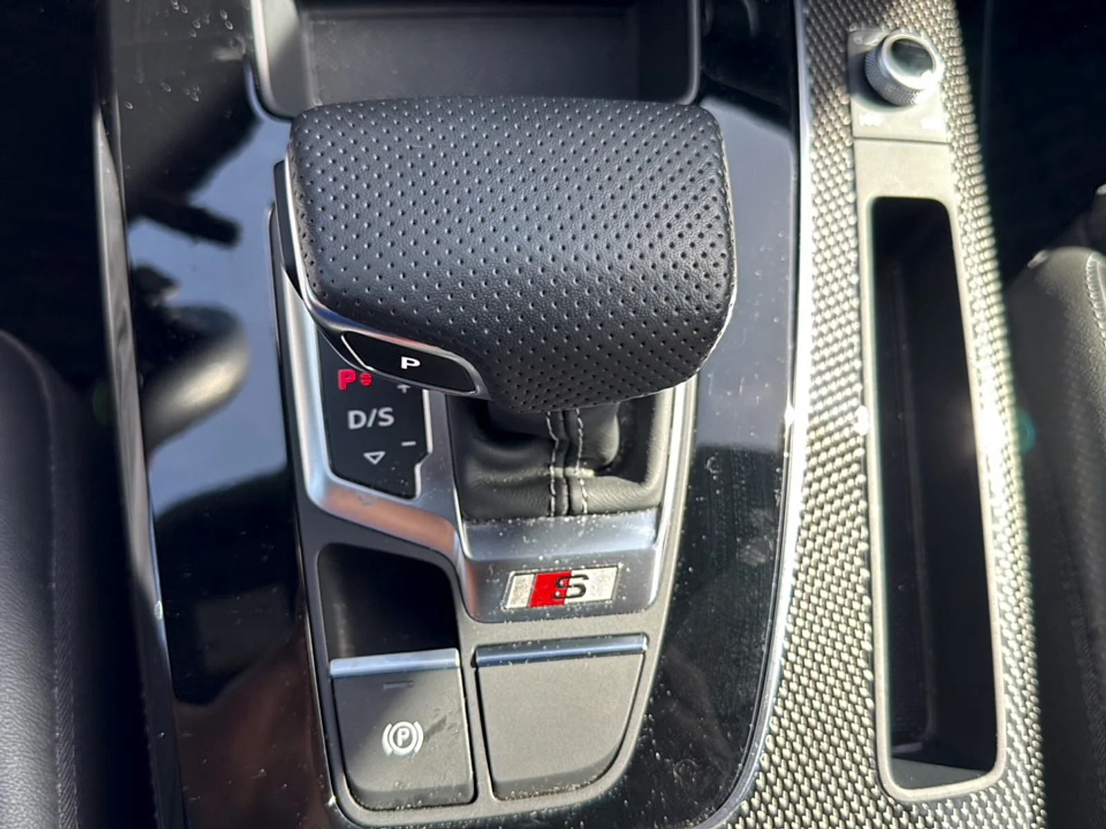 Used 2022 Florett Silver Metallic Audi Premium Plus TFSI quattro Tiptronic image 10