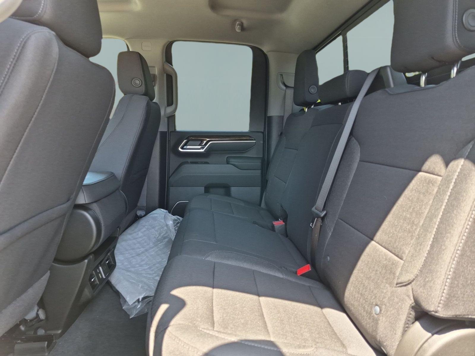 2026 GMC Sierra 3500HD SLE - Photo 24