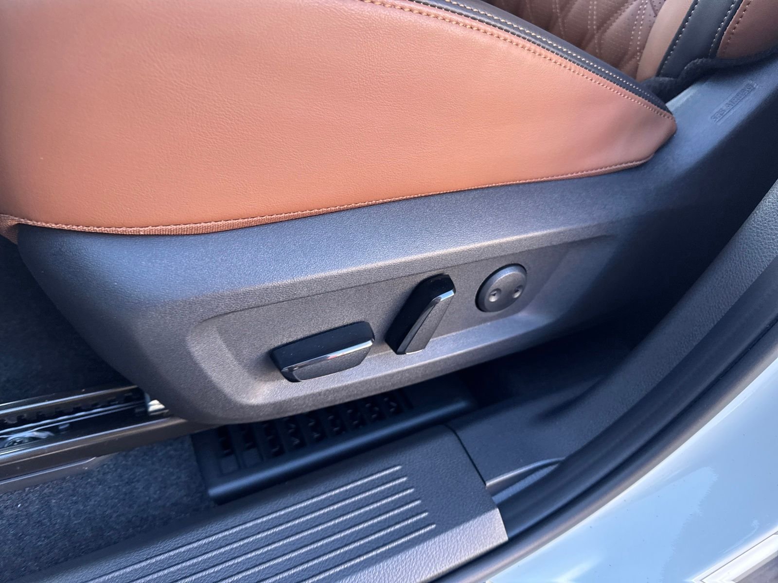 New 2026 Nissan Rogue Platinum 4D Sport Utility