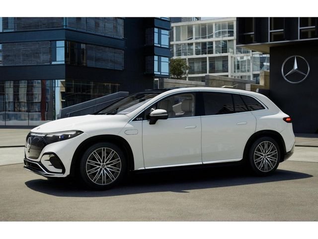 Certified Used 2023 White Mercedes-Benz 580 image 38
