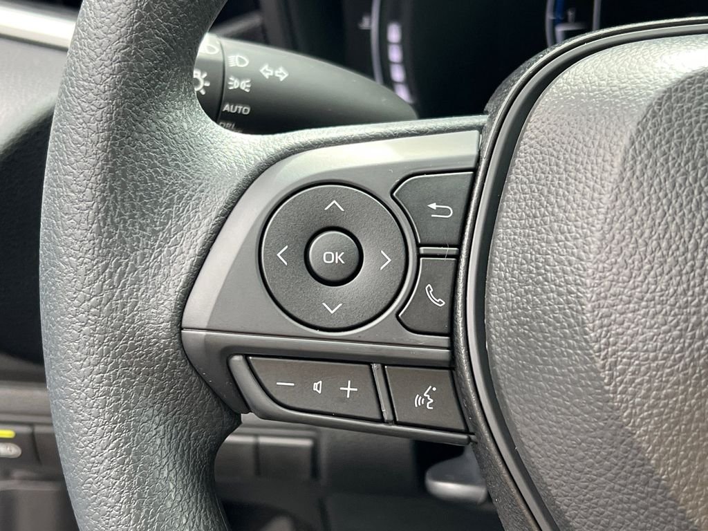 2026 Toyota Corolla LE - Photo 24