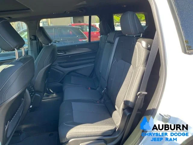 New 2026 Bright White Clearcoat Jeep Laredo X image 26