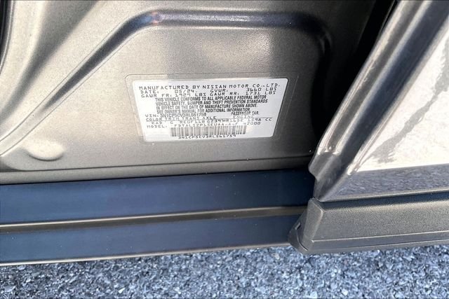 Used 2024 Gray Nissan SV image 32
