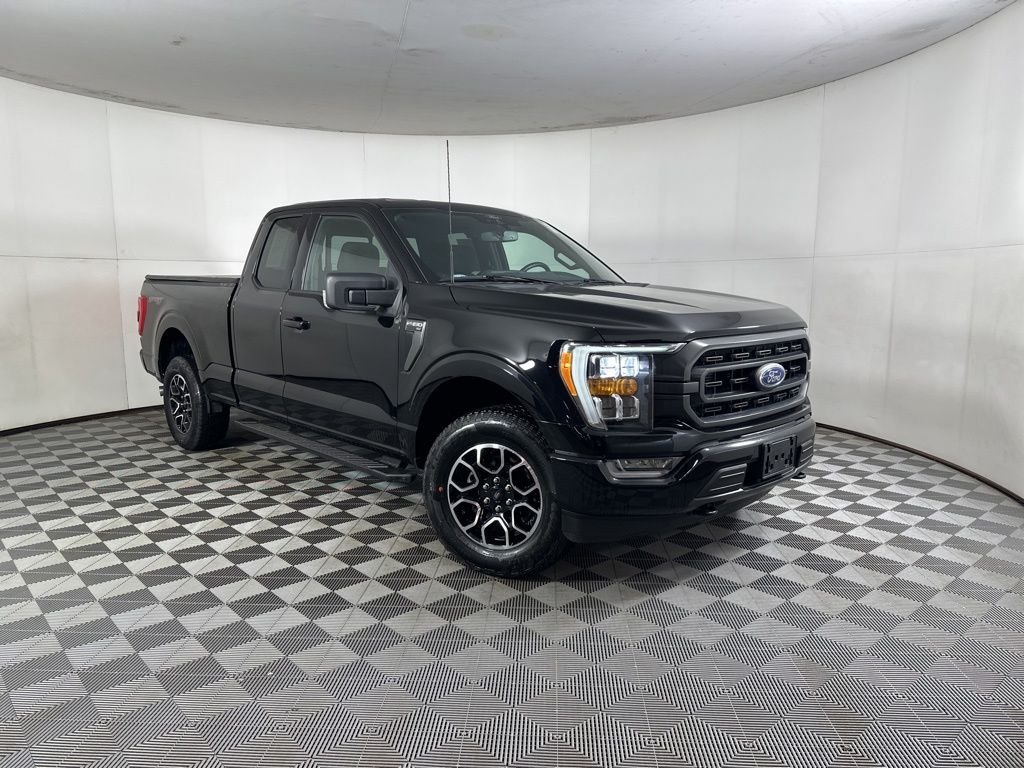 Used 2022 Black Ford XLT image 19