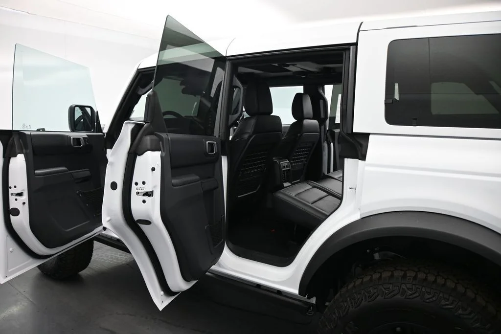 New 2026 Oxford White Ford Badlands image 17