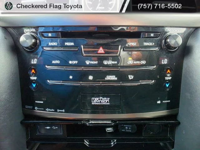 Used 2018 Nebula Gray Pearl Lexus 570 image 36