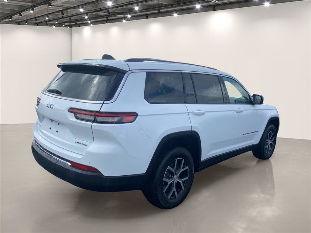 Used 2023 Bright White Clearcoat Jeep Limited image 7