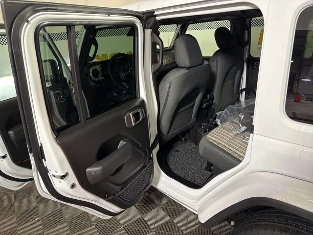 New 2026 Bright White Clear-Coat Exterior Paint Jeep 85th Anniversary image 34
