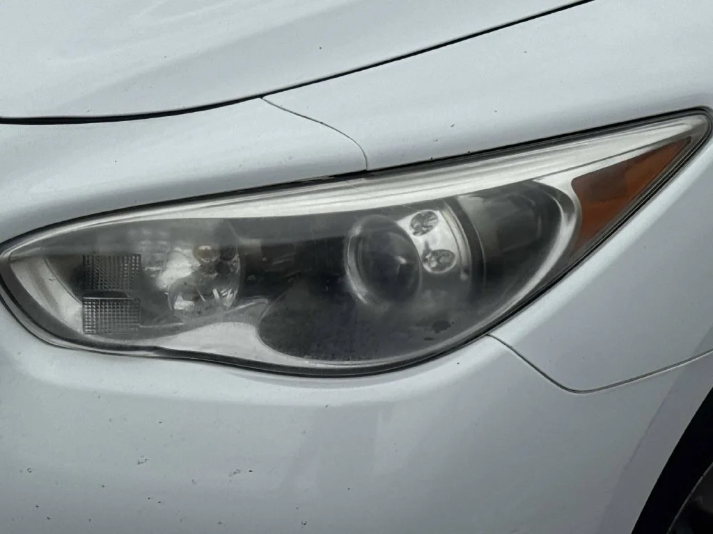 Certified Used 2014 White INFINITI Base image 7