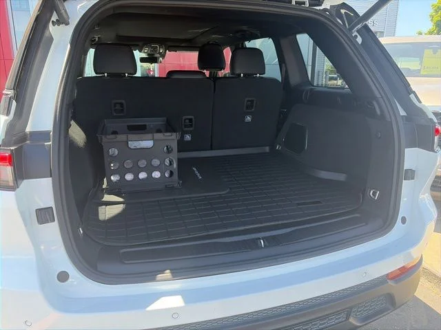 Used 2022 White Jeep Trailhawk image 18