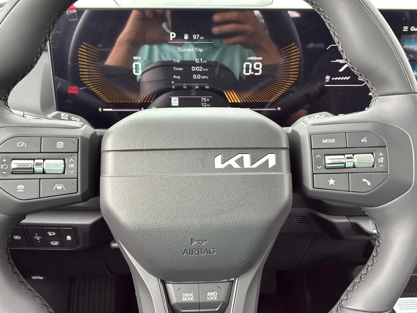 New 2027 Terrain Brown Kia X-Line S image 13