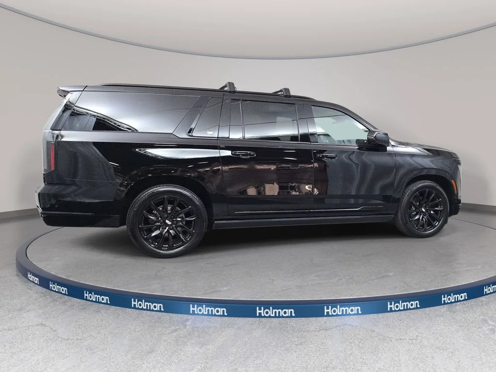 Used 2025 Black Cadillac Sport image 5