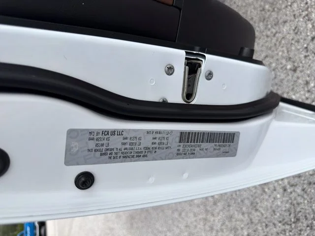 Used 2018 White Chrysler Limited image 32