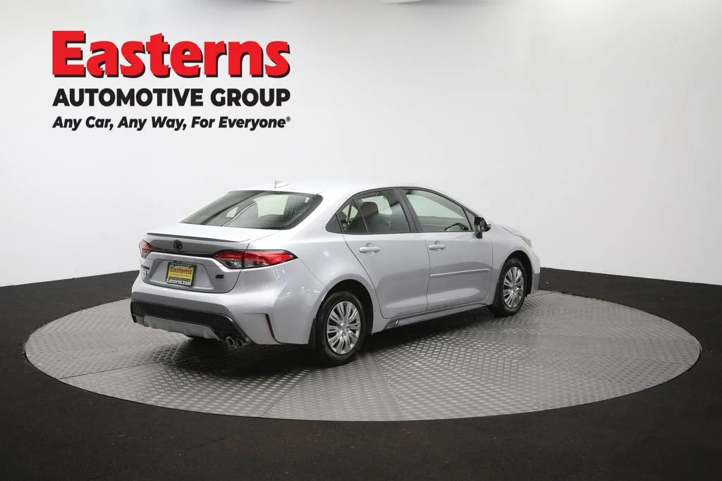 Used 2022 Silver Toyota SE image 38