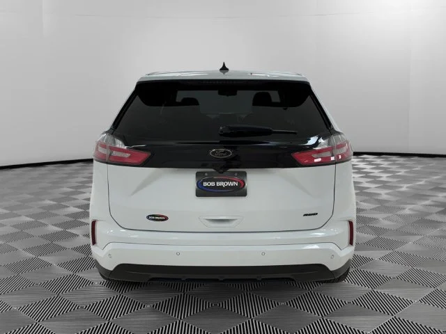 Certified Used 2022 White Ford SE image 4