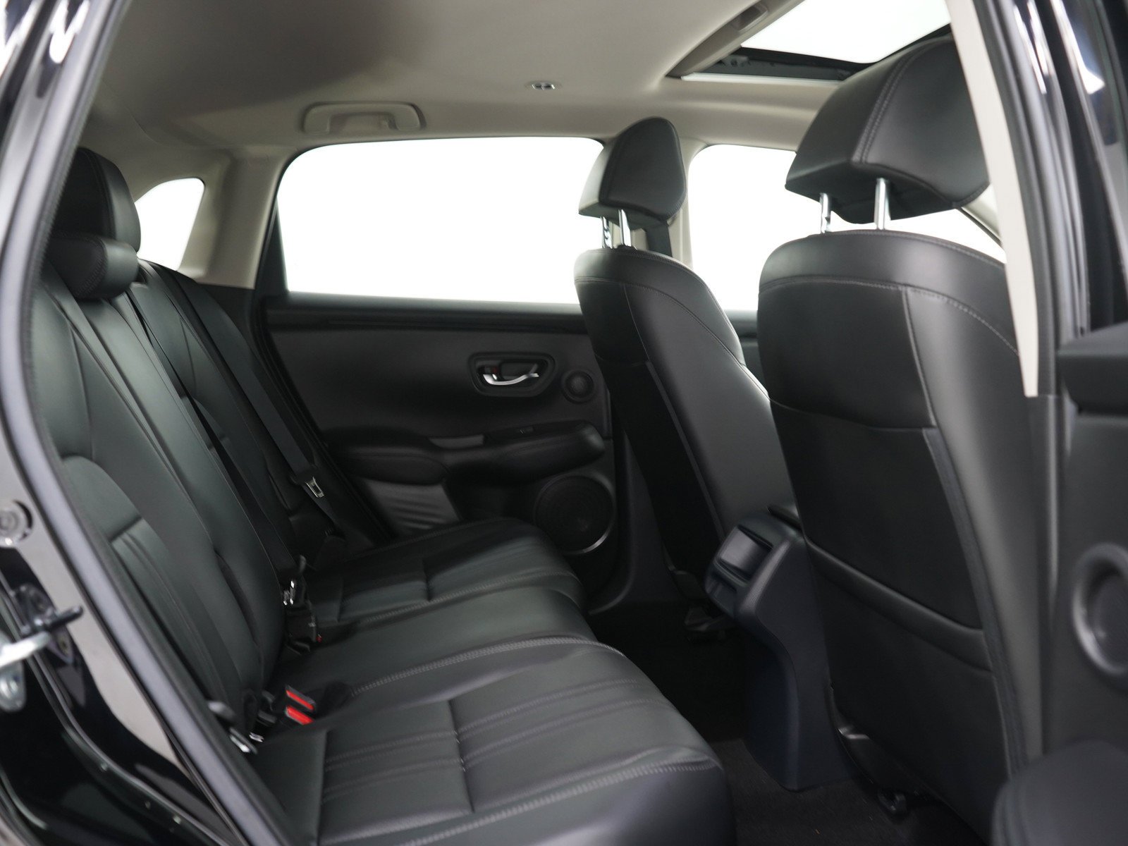 Used 2023 Black Honda EX-L image 13