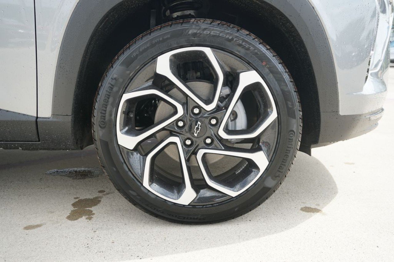 New 2026 Sterling Gray Metallic Chevrolet 2RS image 5