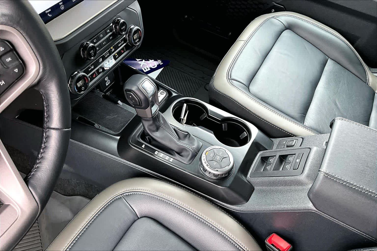 2025 Ford Bronco 4-Door Outer Banks - Photo 17