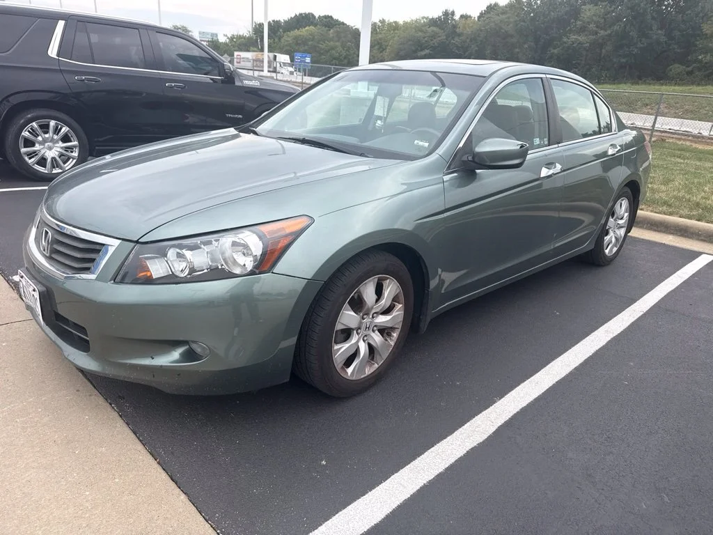 Used 2009 Green Honda EX-L image 2