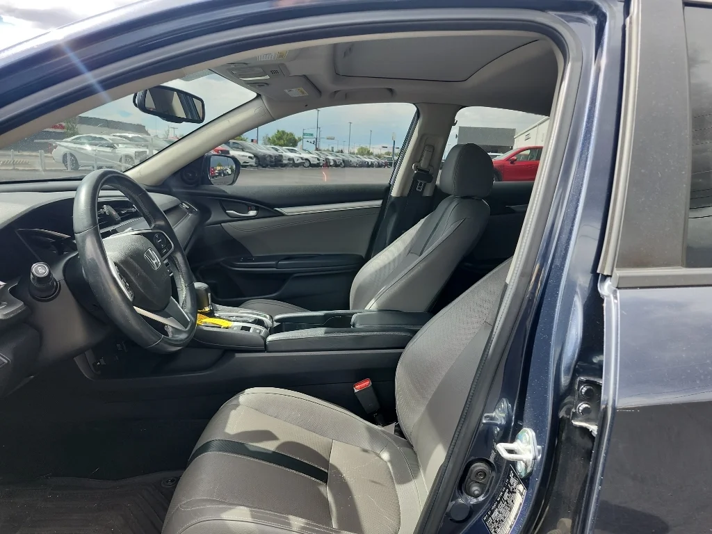 Used 2018 Modern Steel Metallic Honda EX-L image 15