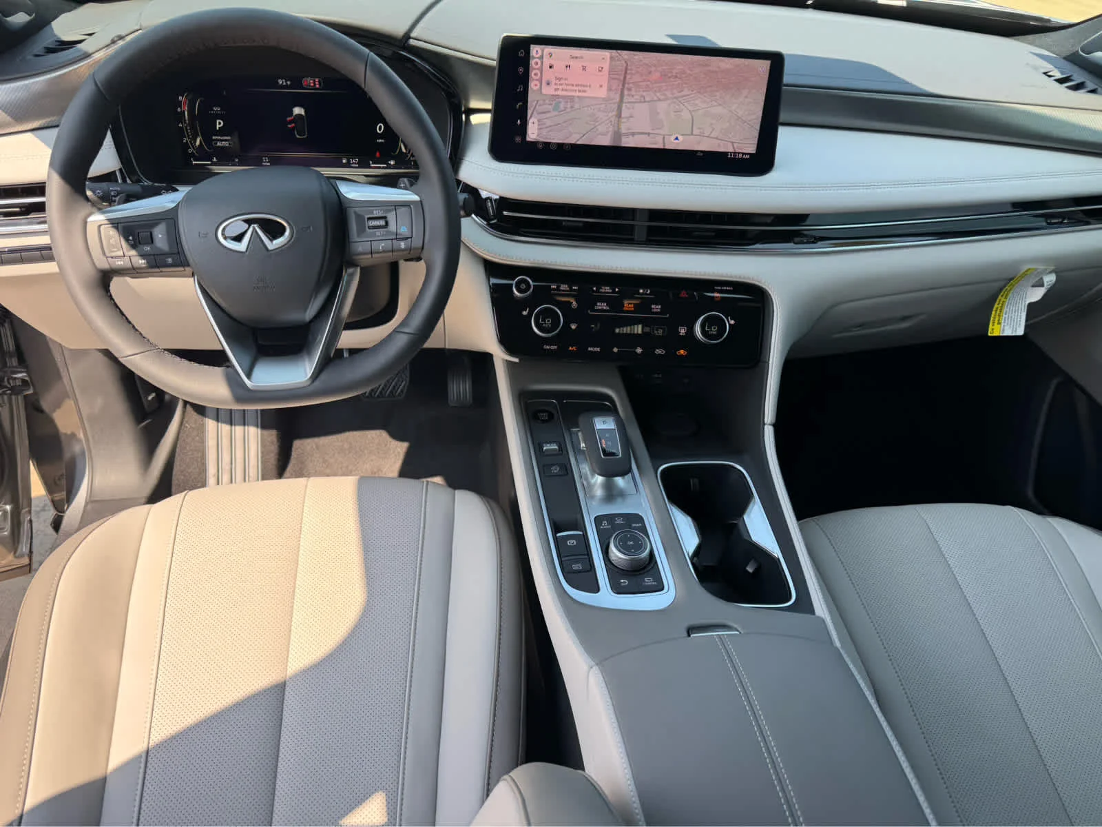 New 2027 GRAPHITE SHADOW INFINITI Luxe AWD image 18