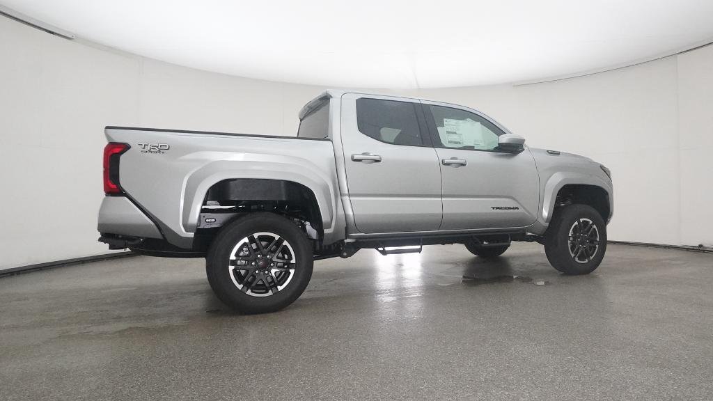 2025 Toyota Tacoma TRD Sport - Photo 17