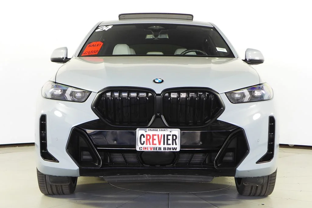 Used 2024 Gray BMW xDrive40i image 3