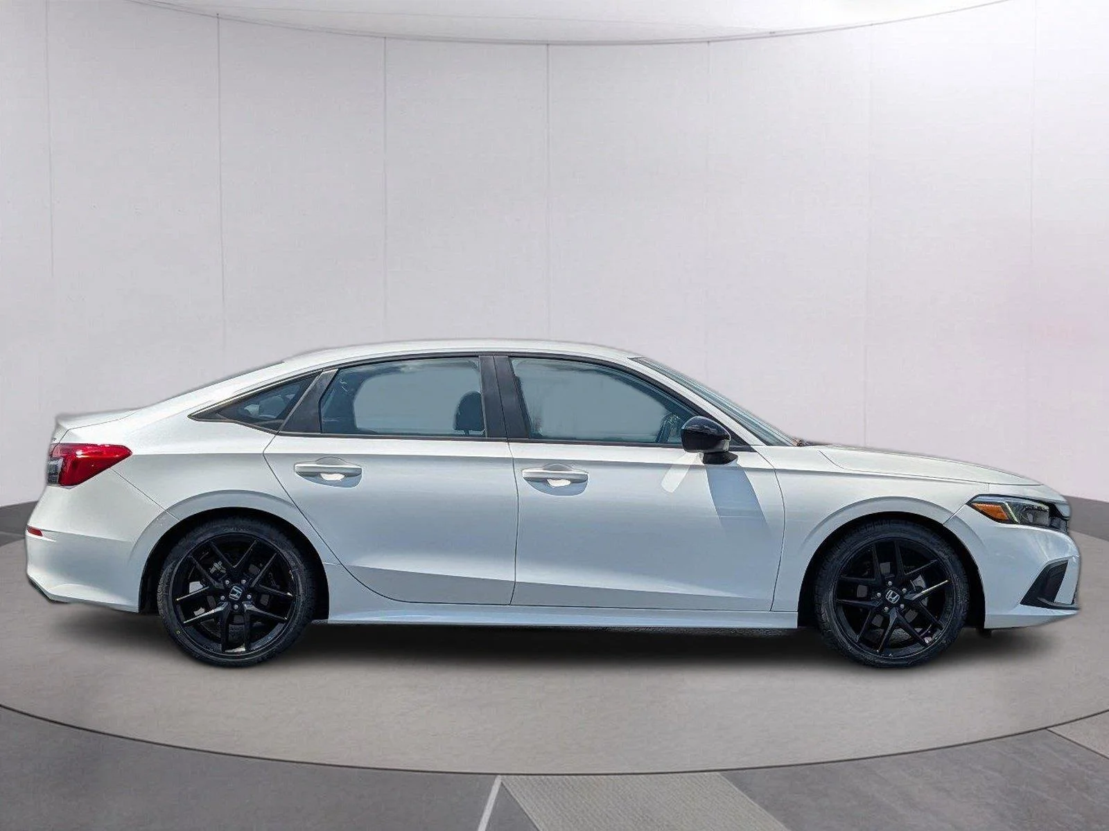 Used 2023 Platinum White Pearl Honda Sport image 6