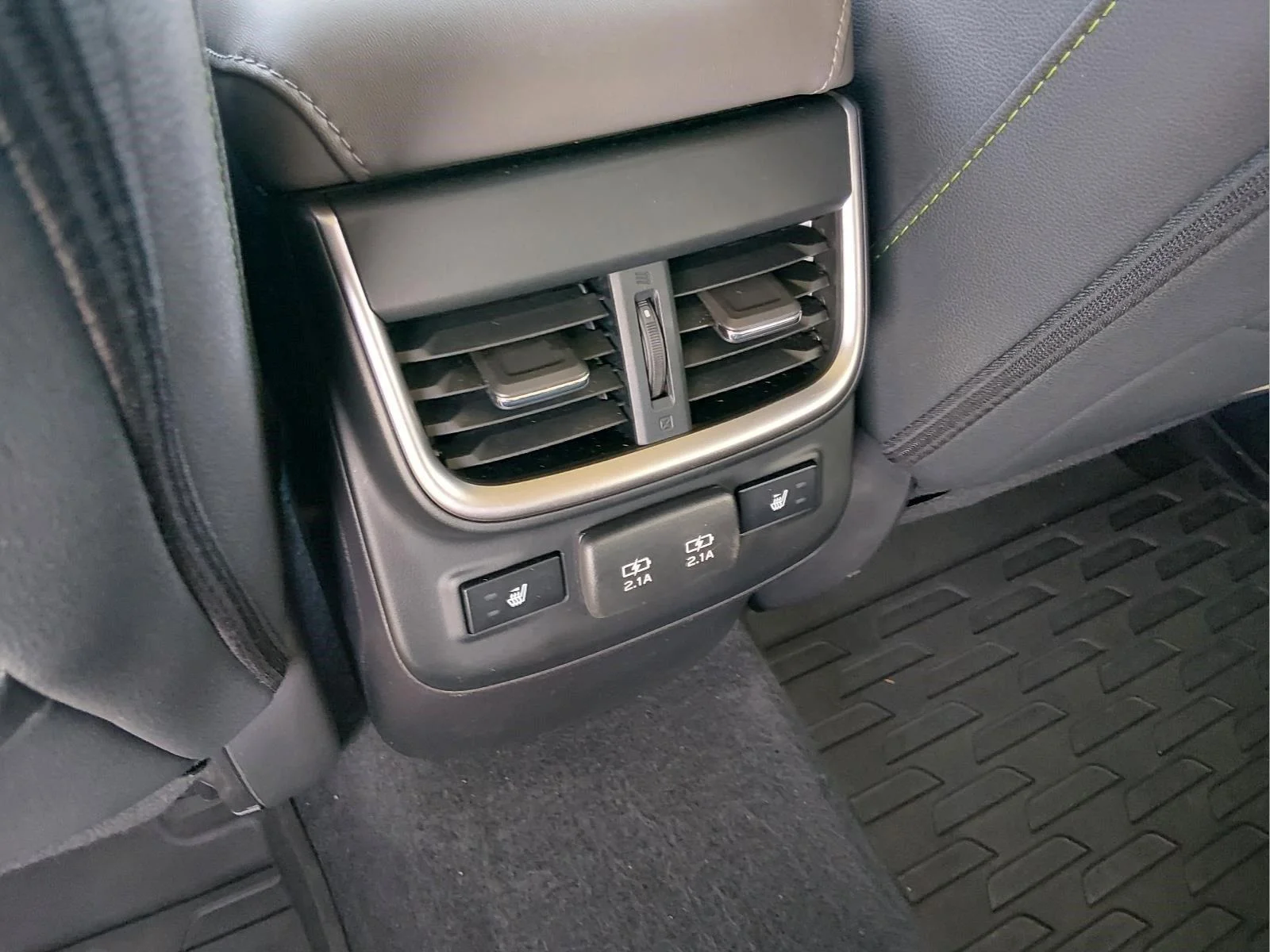 Used 2022 Ice Silver Metallic Subaru Onyx Edition XT image 19