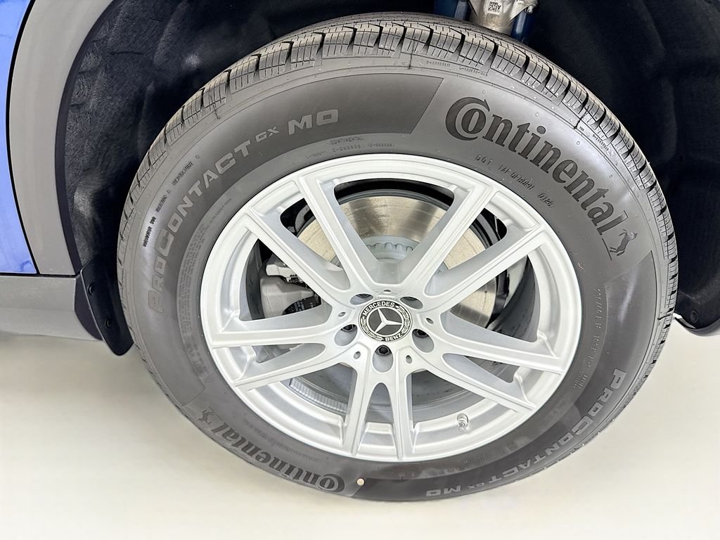 New 2026 Starling Blue Metallic Mercedes-Benz GLC 300 image 30