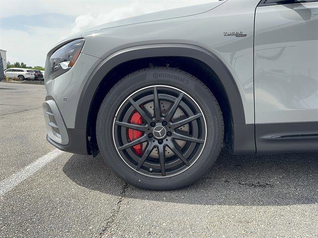 New 2026 MANUFAKTUR Alpine Grey Mercedes-Benz AMG® GLB 35 image 23