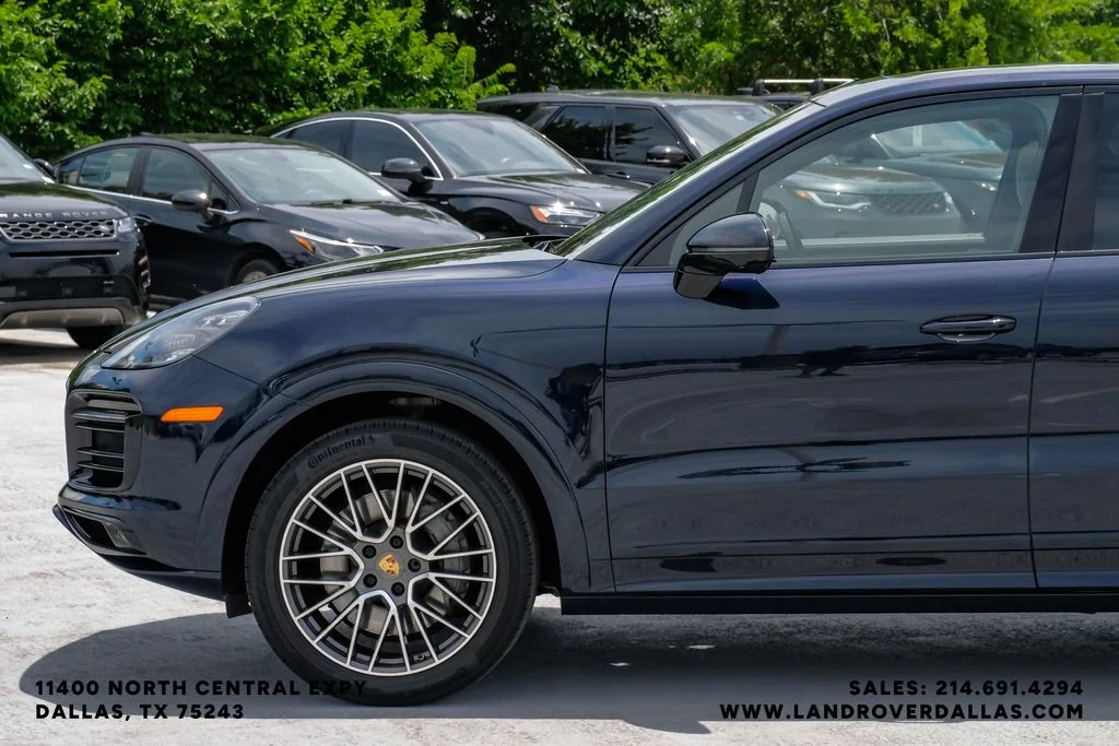 Used 2021 Moonlight Blue Metallic Porsche S image 12