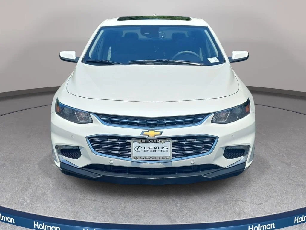 Used 2017 Beige Chevrolet Hybrid image 3