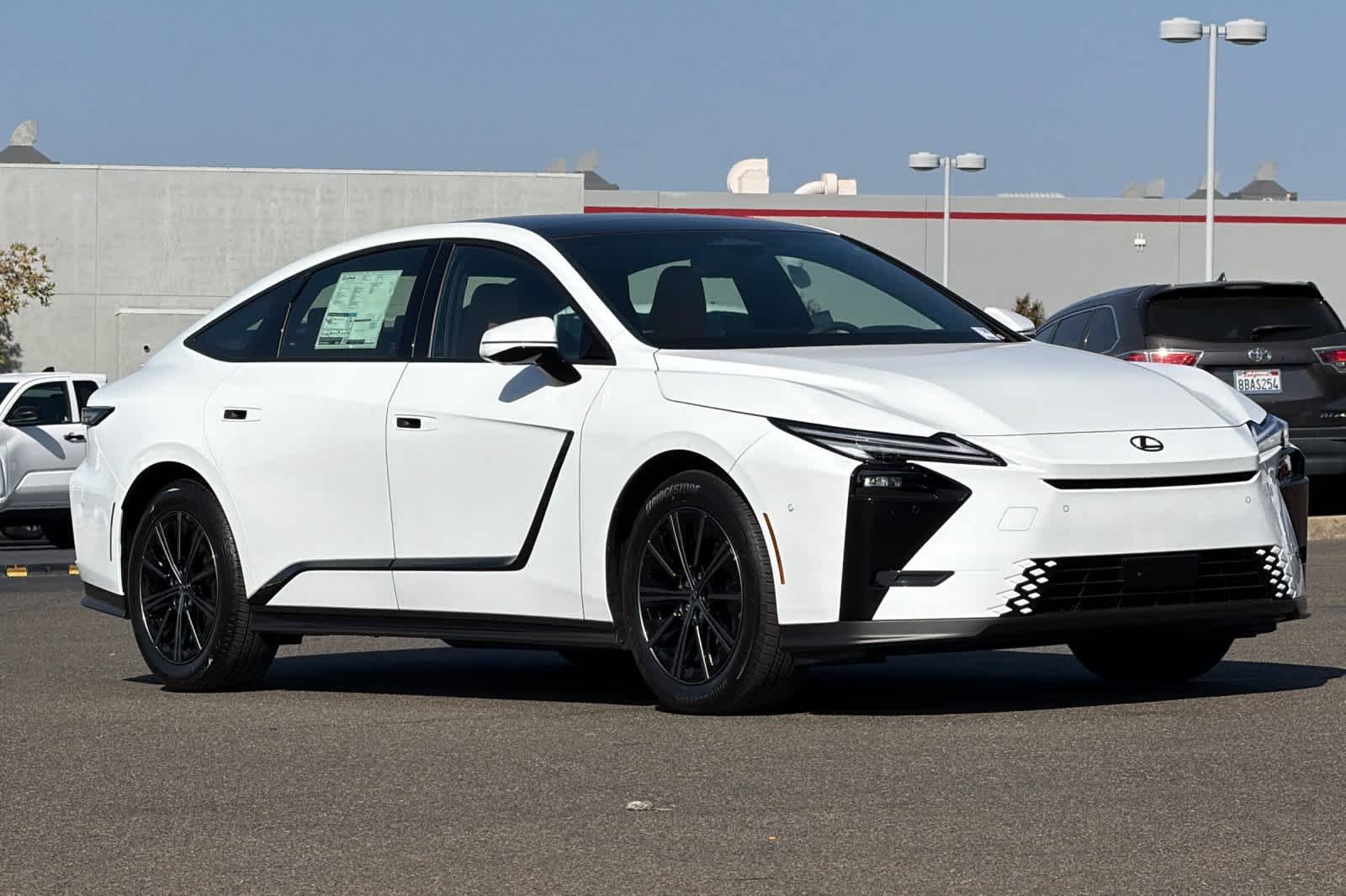 New 2026 Ultra White Lexus ES 350h PREMIUM+ image 5