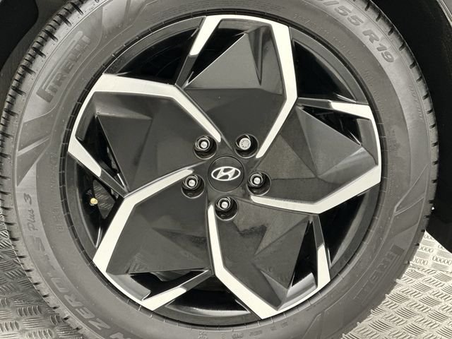 Certified Used 2024 Blue Hyundai SE image 10