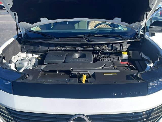 New 2026 Everest White Pearl TriCoat / Super Black Two-tone Nissan Platinum image 31