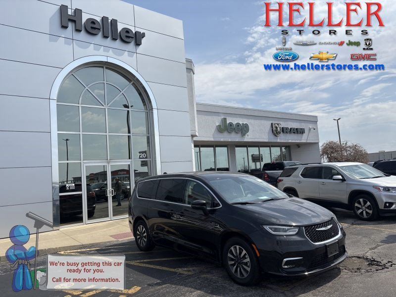 2023 Chrysler Pacifica Hybrid