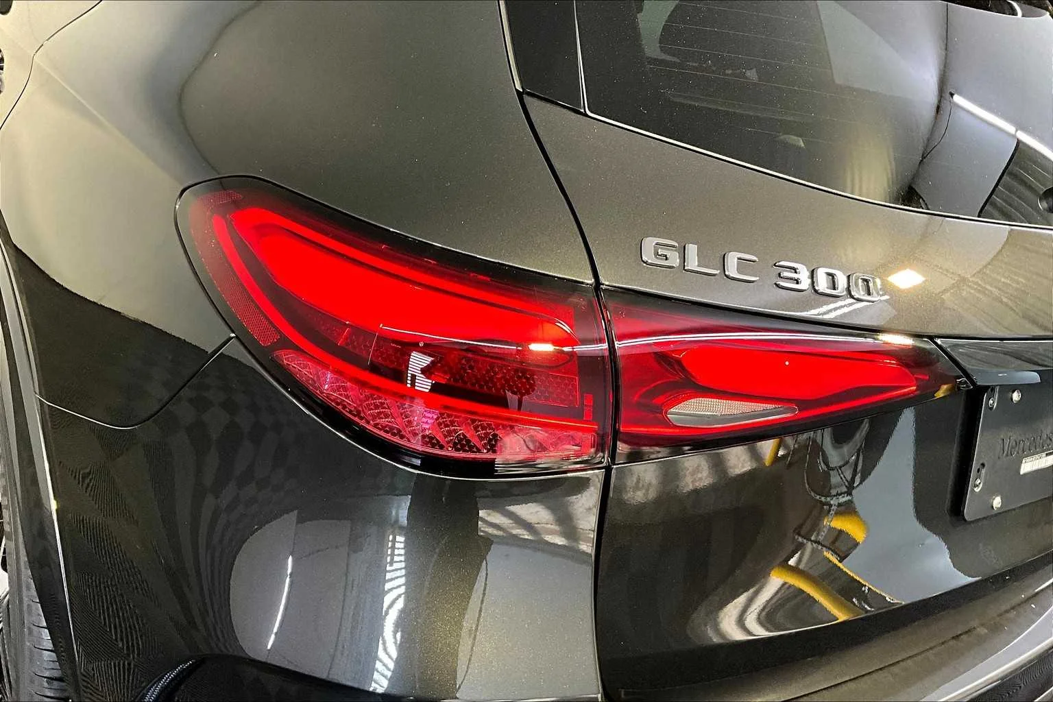 New 2026 Graphite Grey Metallic Mercedes-Benz GLC 300 image 5