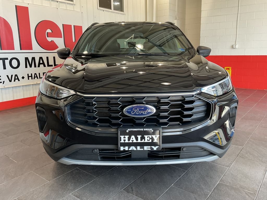 Used 2025 Black Ford ST-Line image 3