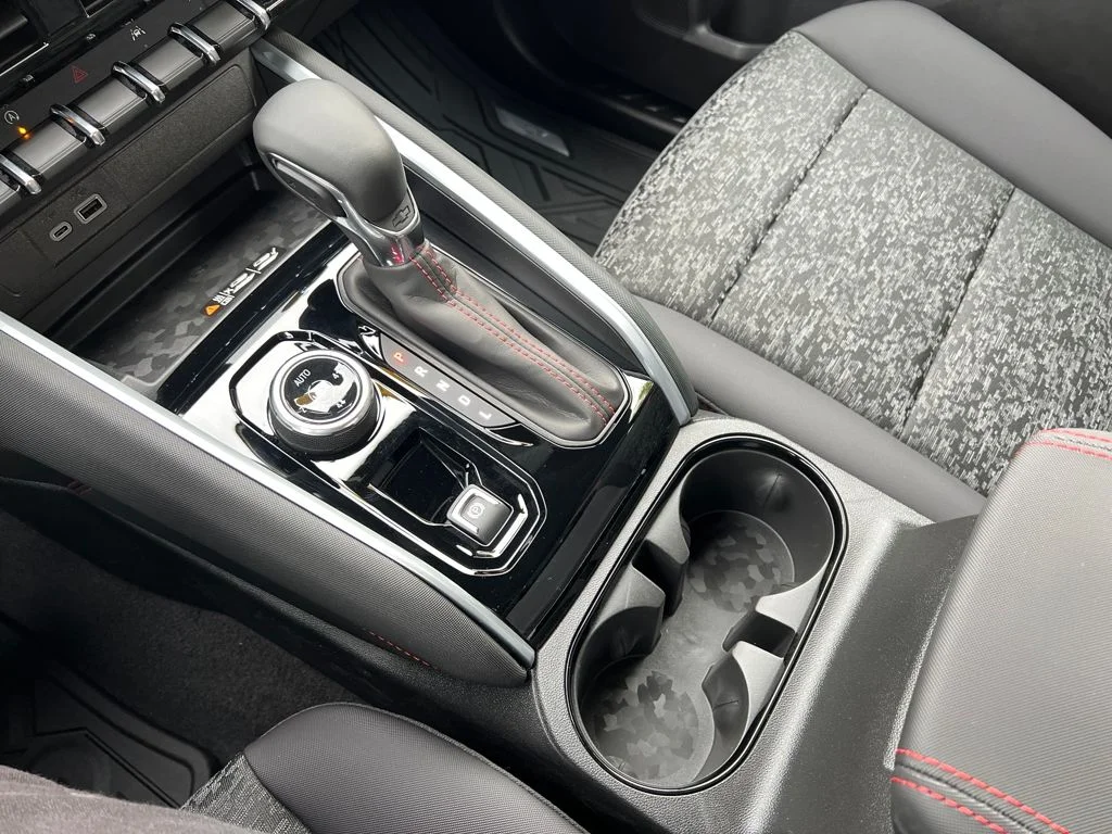 2026 Chevrolet Colorado Z71 - Photo 24