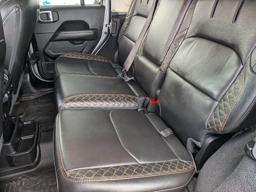 Used 2021 Silver Jeep Unlimited Sahara 4xe image 25