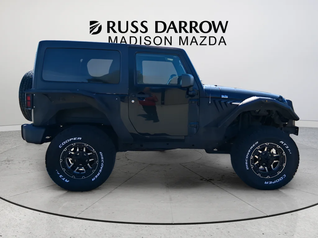 Used 2011 Black Jeep Rubicon image 6